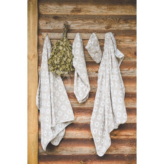 Half-linen bath towel (Gėlės)